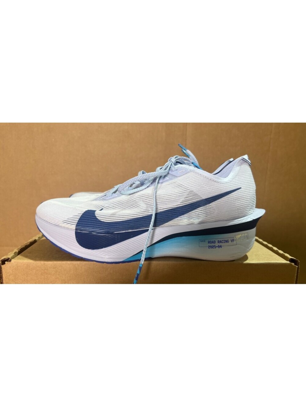 Men's 8 -Nike ZoomX VaporFly Next% 4 Ghost Blue Void-Persian Violet HF6414-001